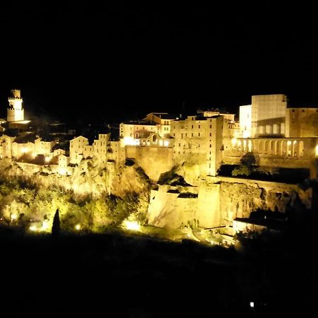 Villa Etruria Guest House Pitigliano Dış mekan fotoğraf