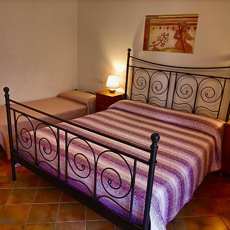 Villa Etruria Guest House Pitigliano Dış mekan fotoğraf