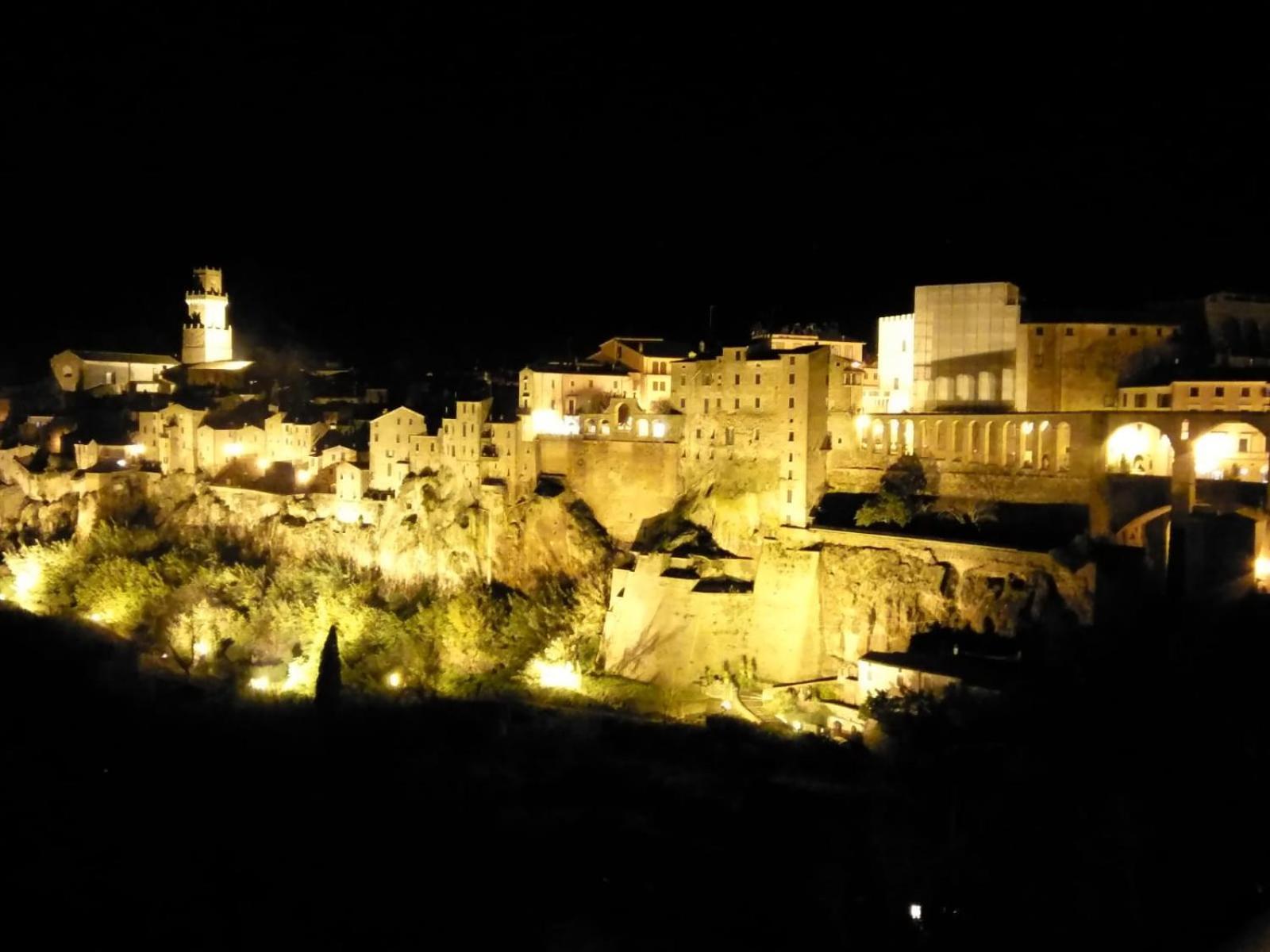 Villa Etruria Guest House Pitigliano Dış mekan fotoğraf